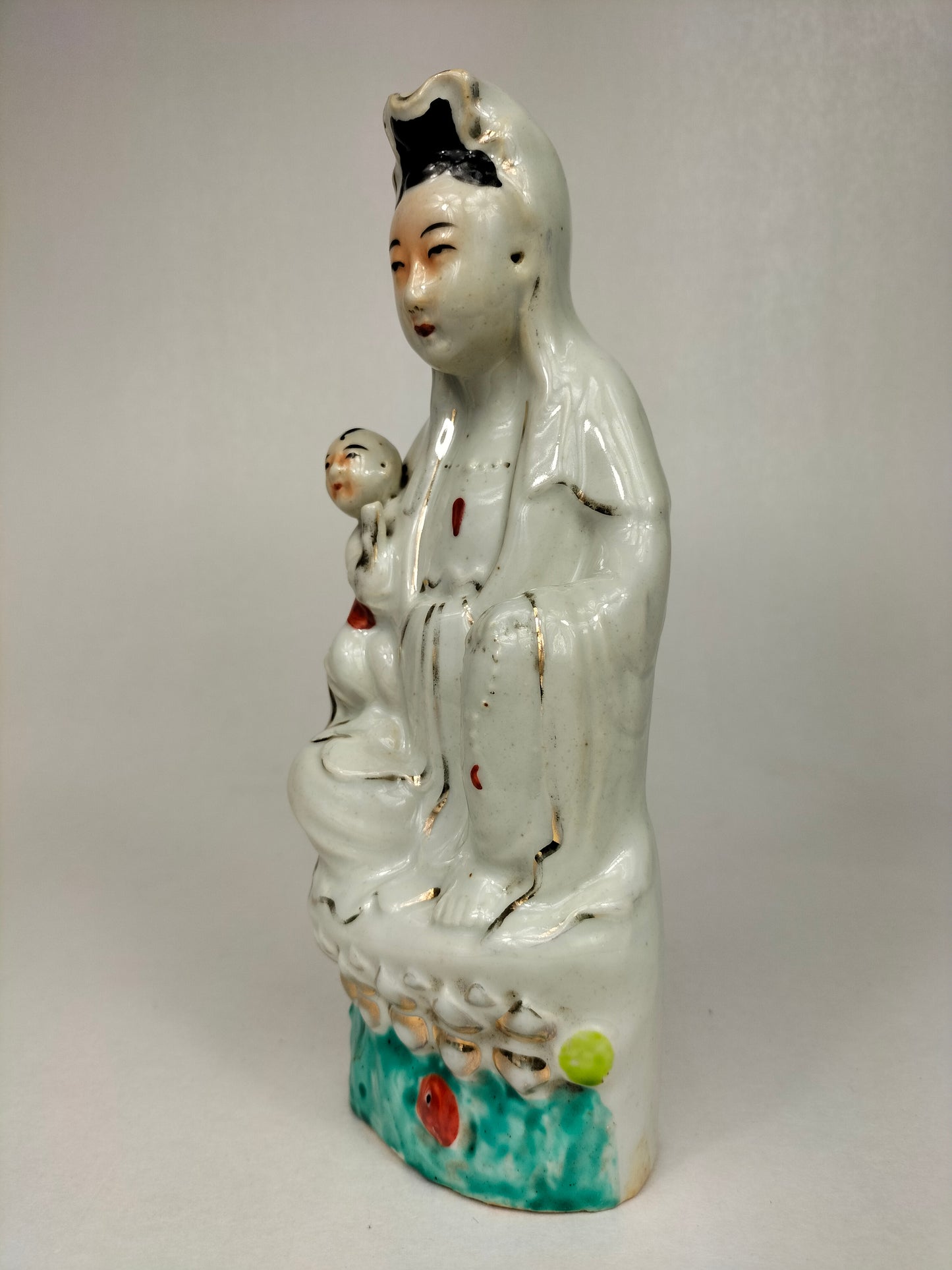 中国古董观音雕像 // 民国时期（1912-1949）