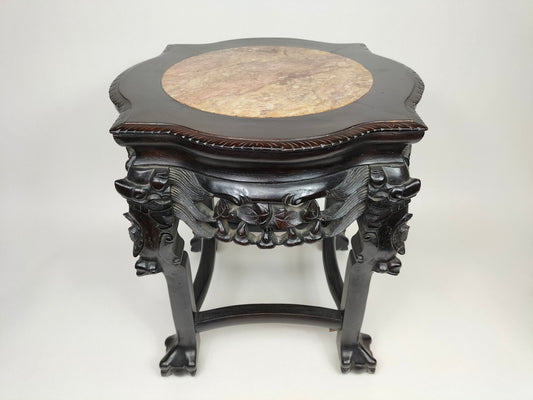 Meja sisi Cina antik bertatah dengan bahagian atas marmar // Awal abad ke-20