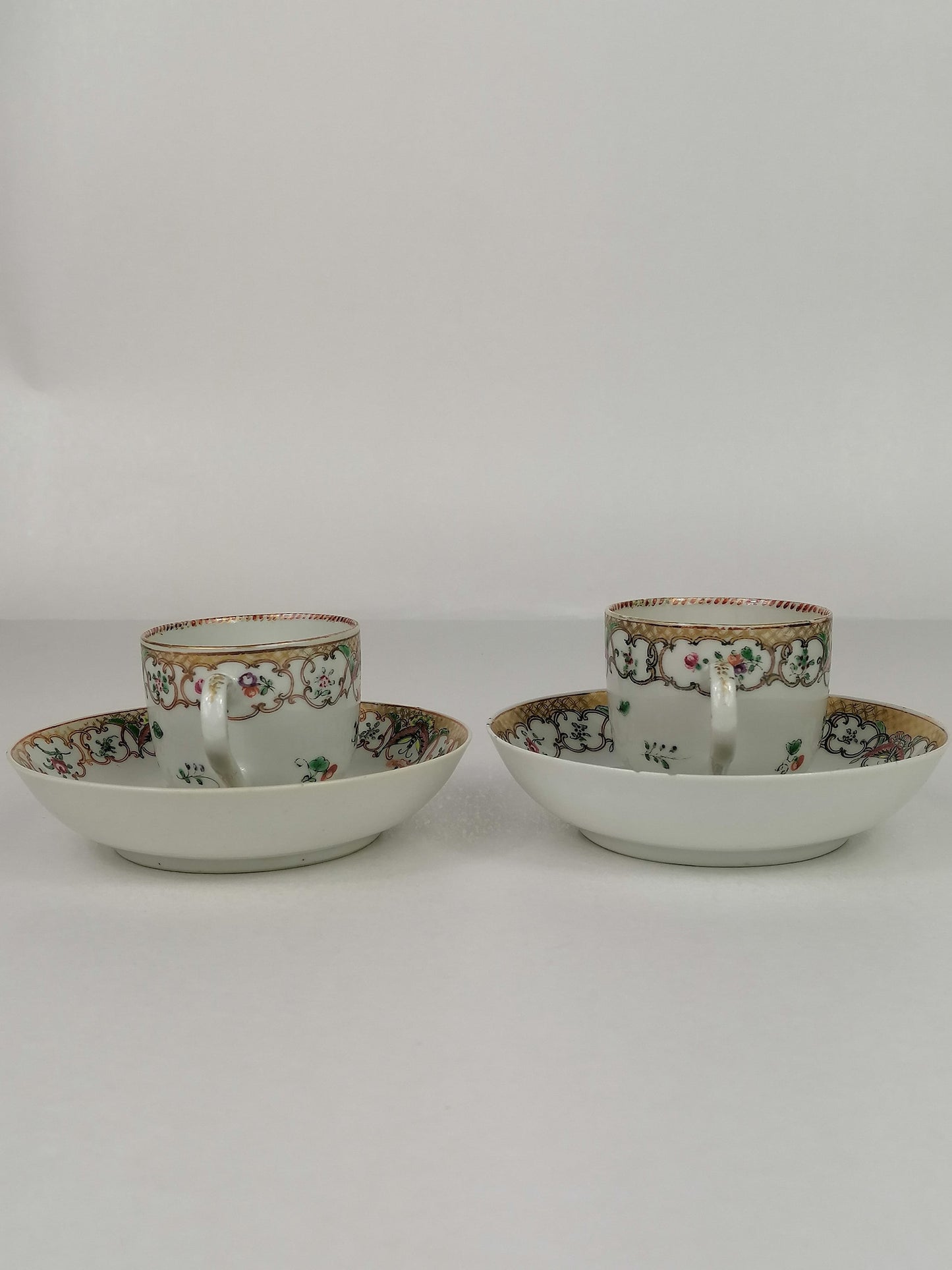 Set antik 2 cawan teh dan piring Cina // abad ke-18 // Dinasti Qing