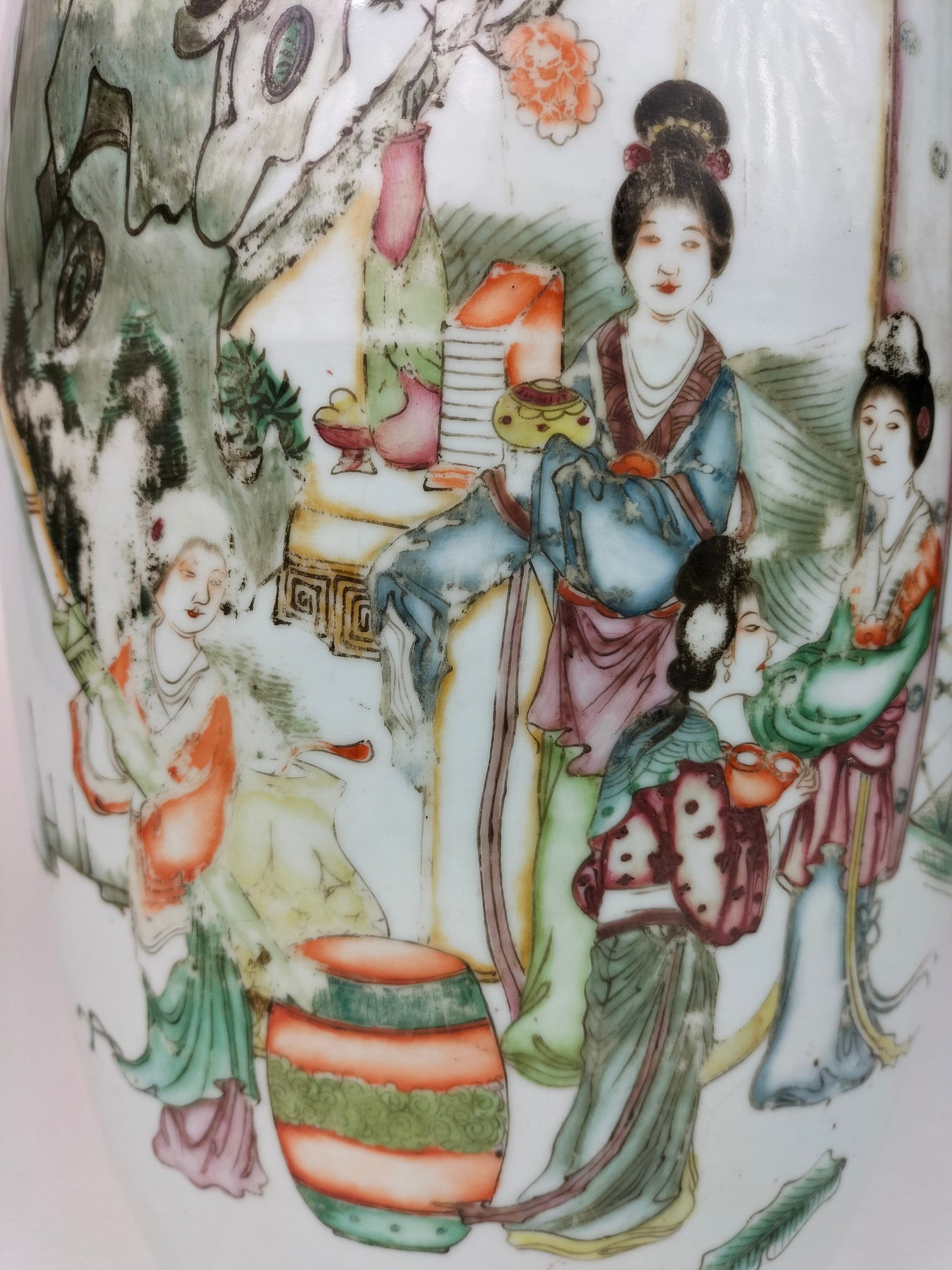 Grande vaso chinês antigo com cena de jardim // Período da República (1912-1949) #2