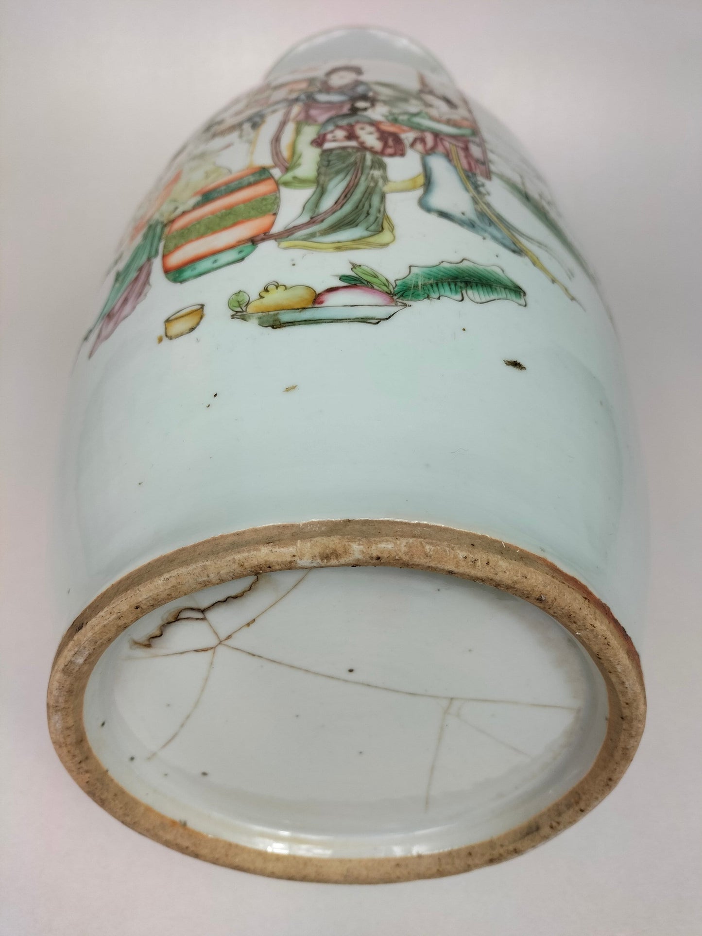 Large antique Chinese vase with a garden scene // Republic Period (1912-1949) #2